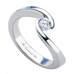 18 Kt white gold ring. 0.15...