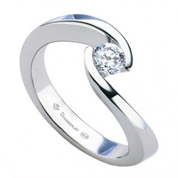 18 Kt white gold ring. 0.20...