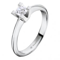 18 Kt white gold ring. 0.25...